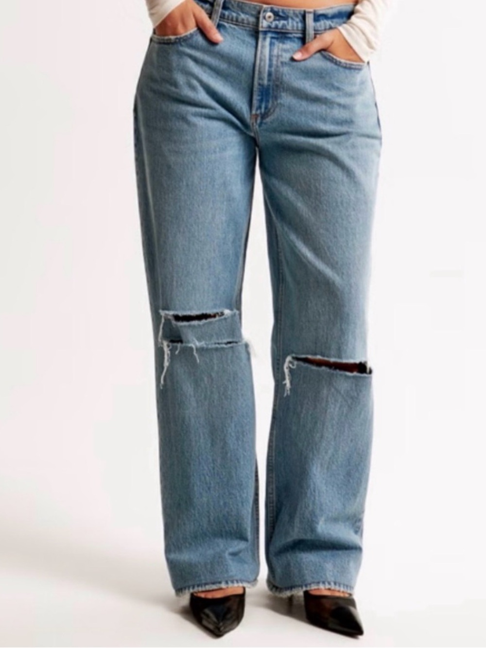 Abercrombie & Fitch Women’s Curve Love Low Rise The Baggy Jean - Size 29/8 Long